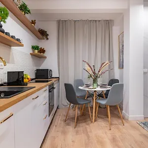 Apartament Center Elegance - Stylish 2br At Piata Amzei, Bucureşti