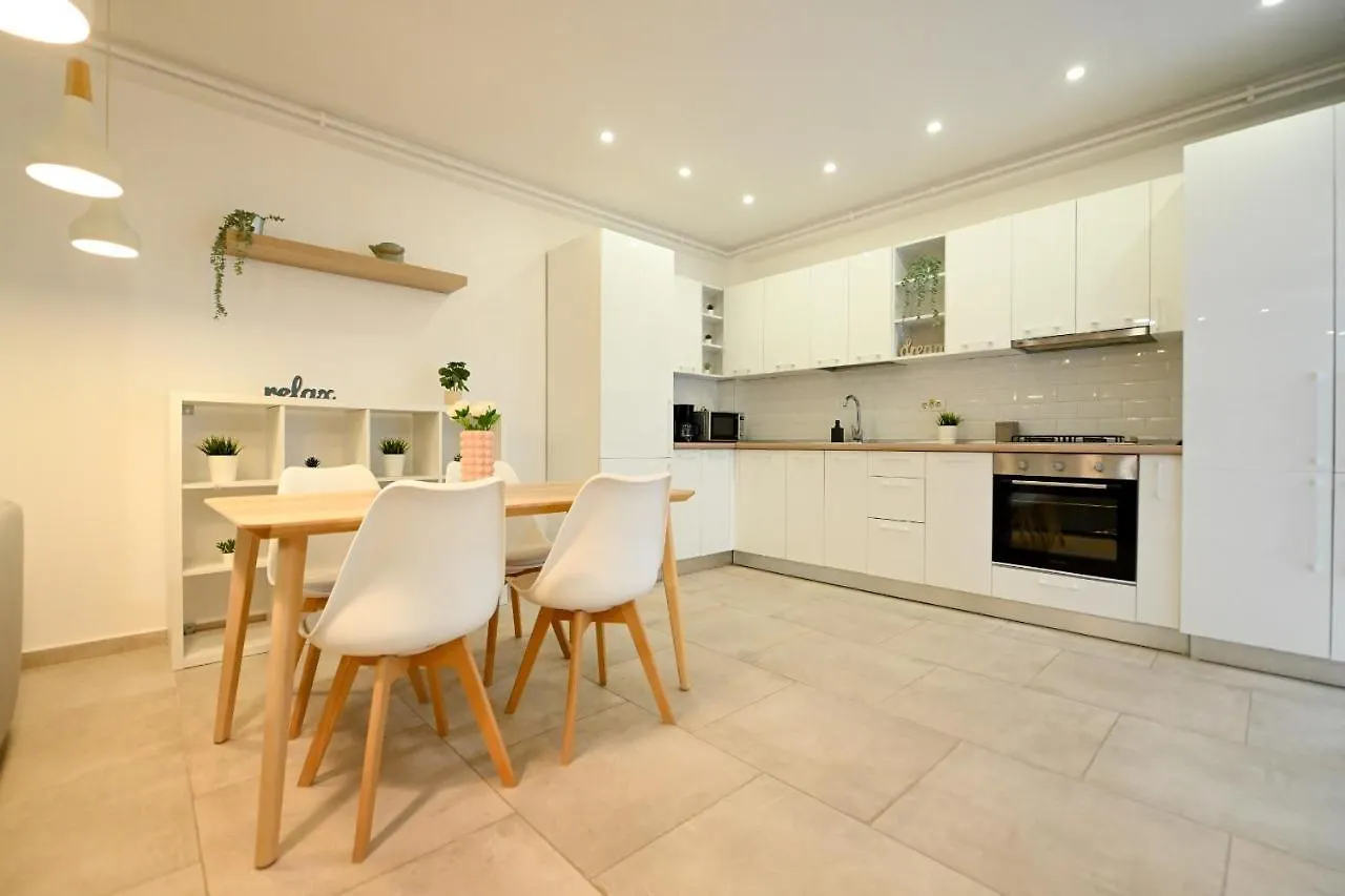 Splendid 2Br Apartment With Breathtaking Views Of Casa Poporului Bucureşti România